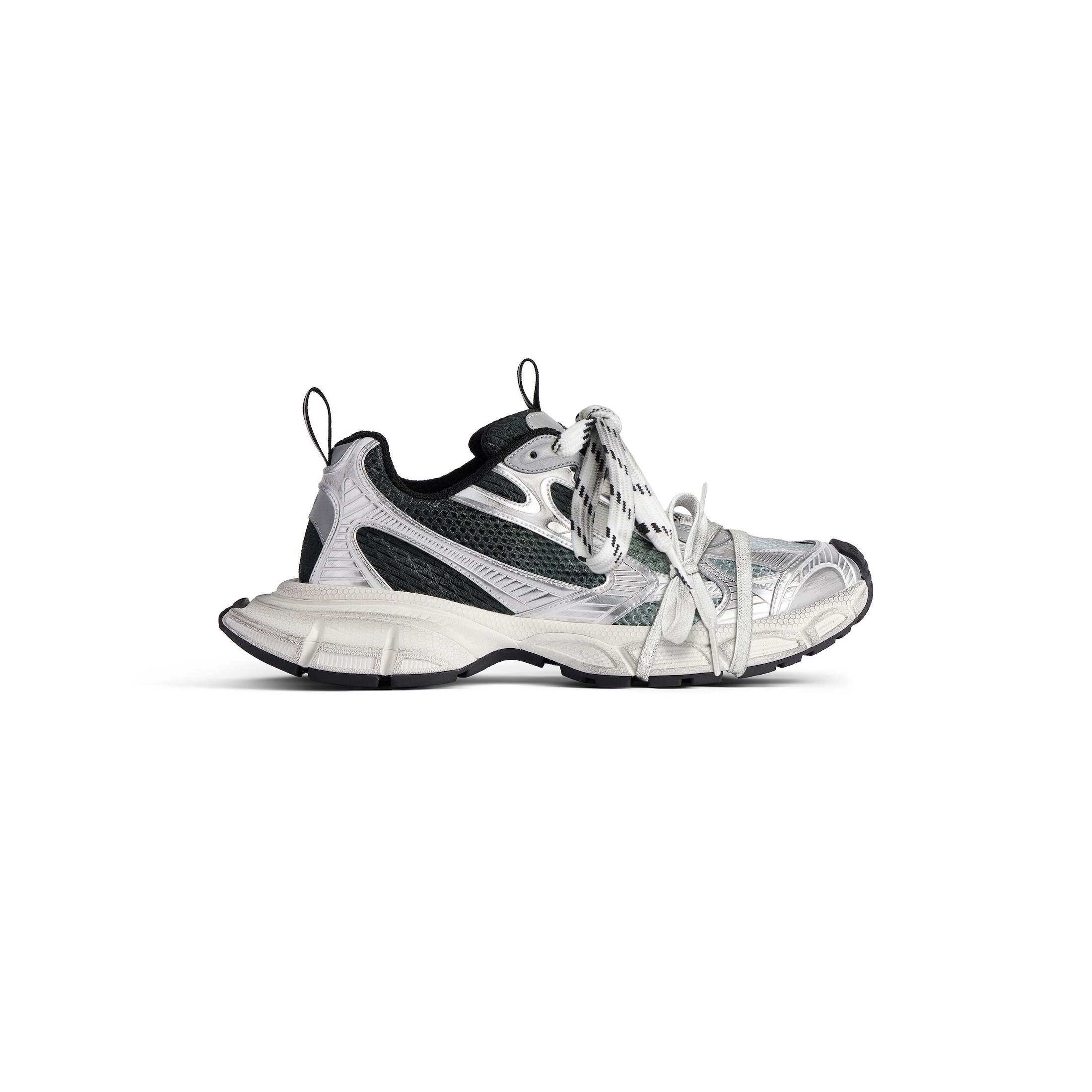 3xl gradient sneaker
