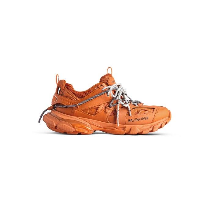 track trail laces sneaker 