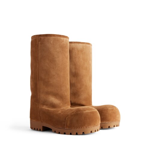 bota alta alaska fur