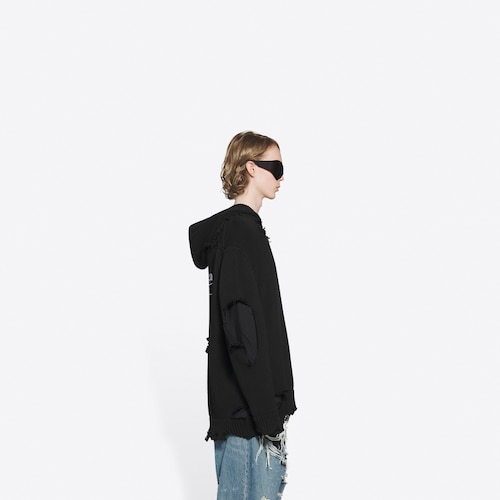 Political Campaign Destroyed Hoodie ブラック | Balenciaga JP Political Campaign Destroyed Hoodie ブラック | Balenciaga JP
