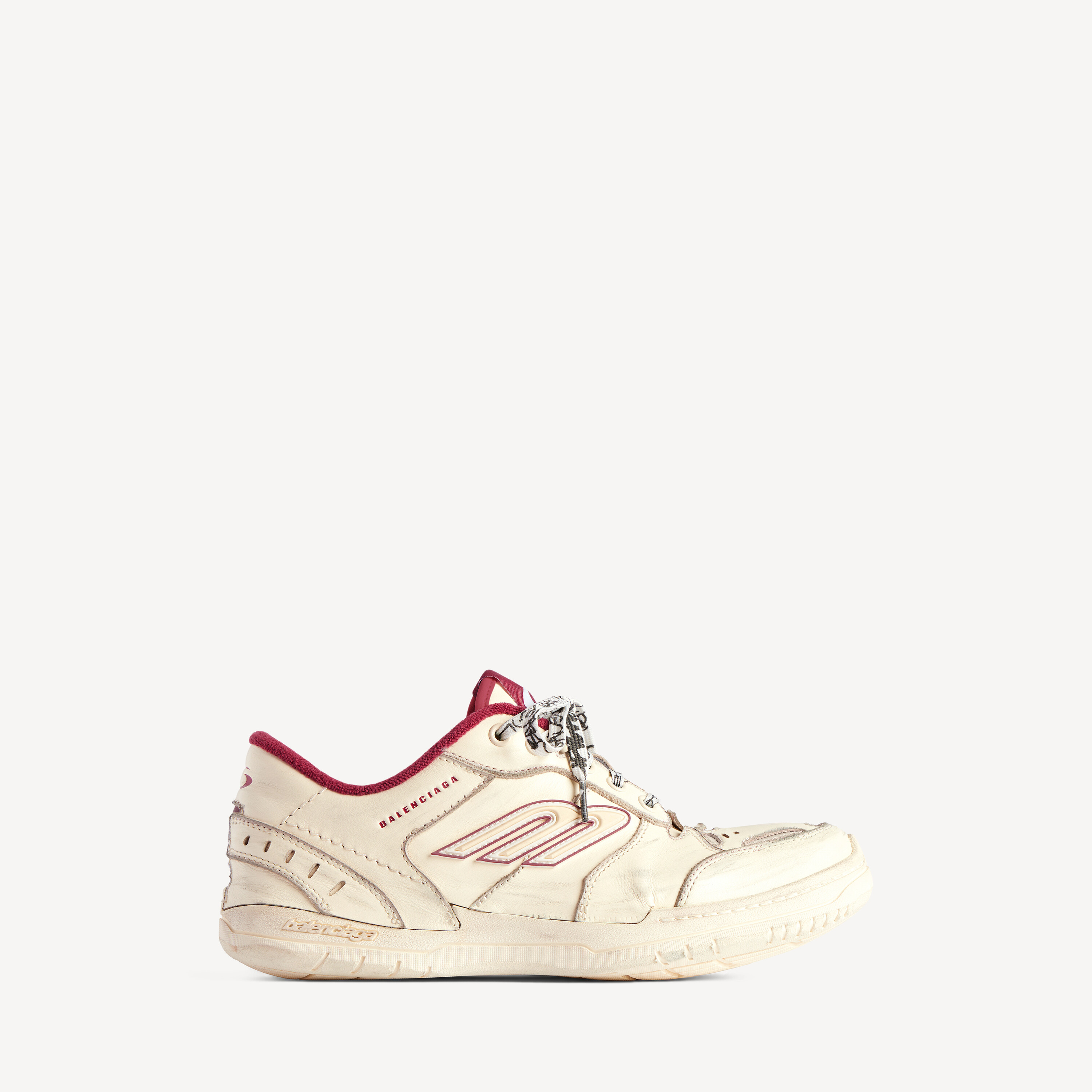 Balenciaga hamptons medium worn-out sneaker