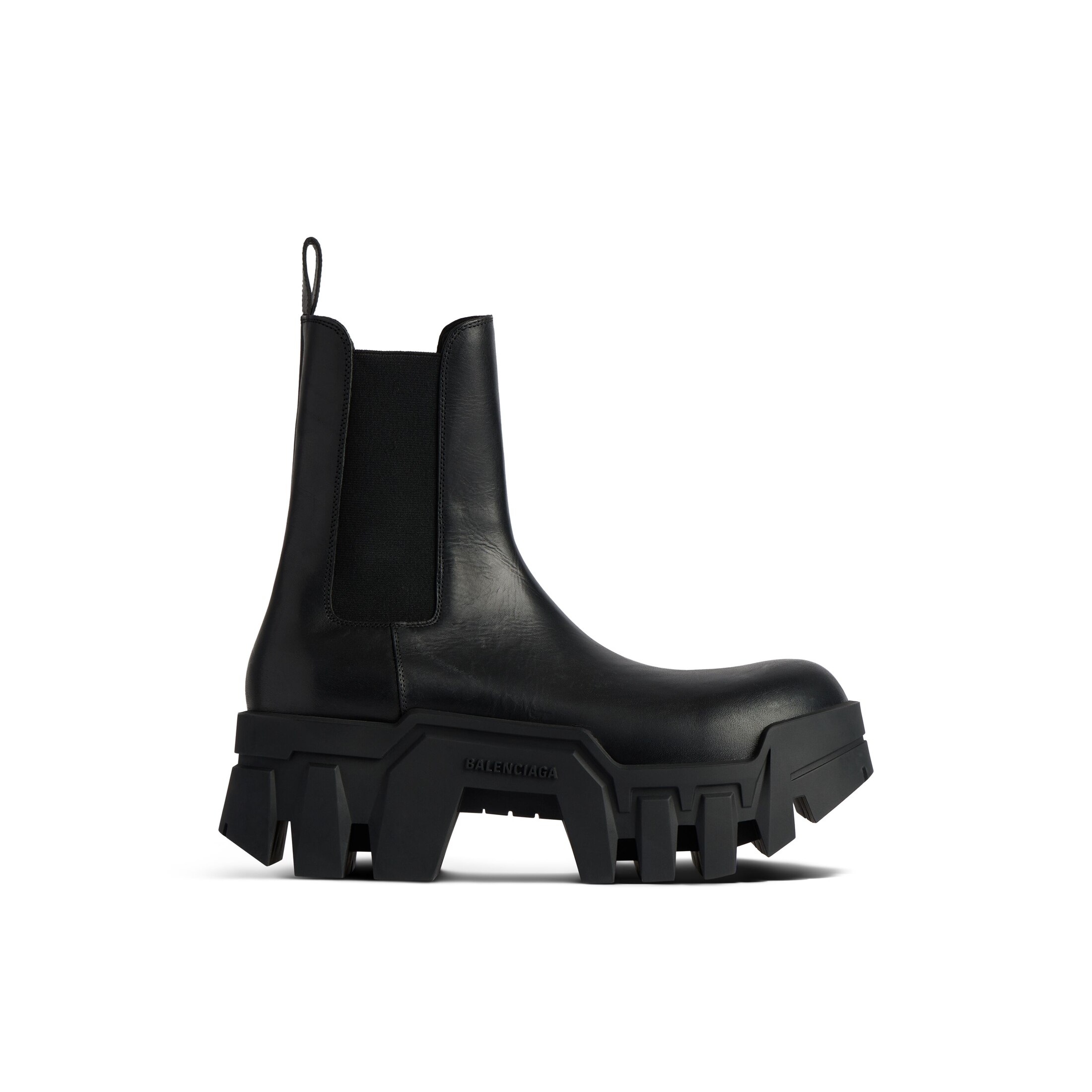 Women's Bulldozer Chelsea Boot in Black | Balenciaga US