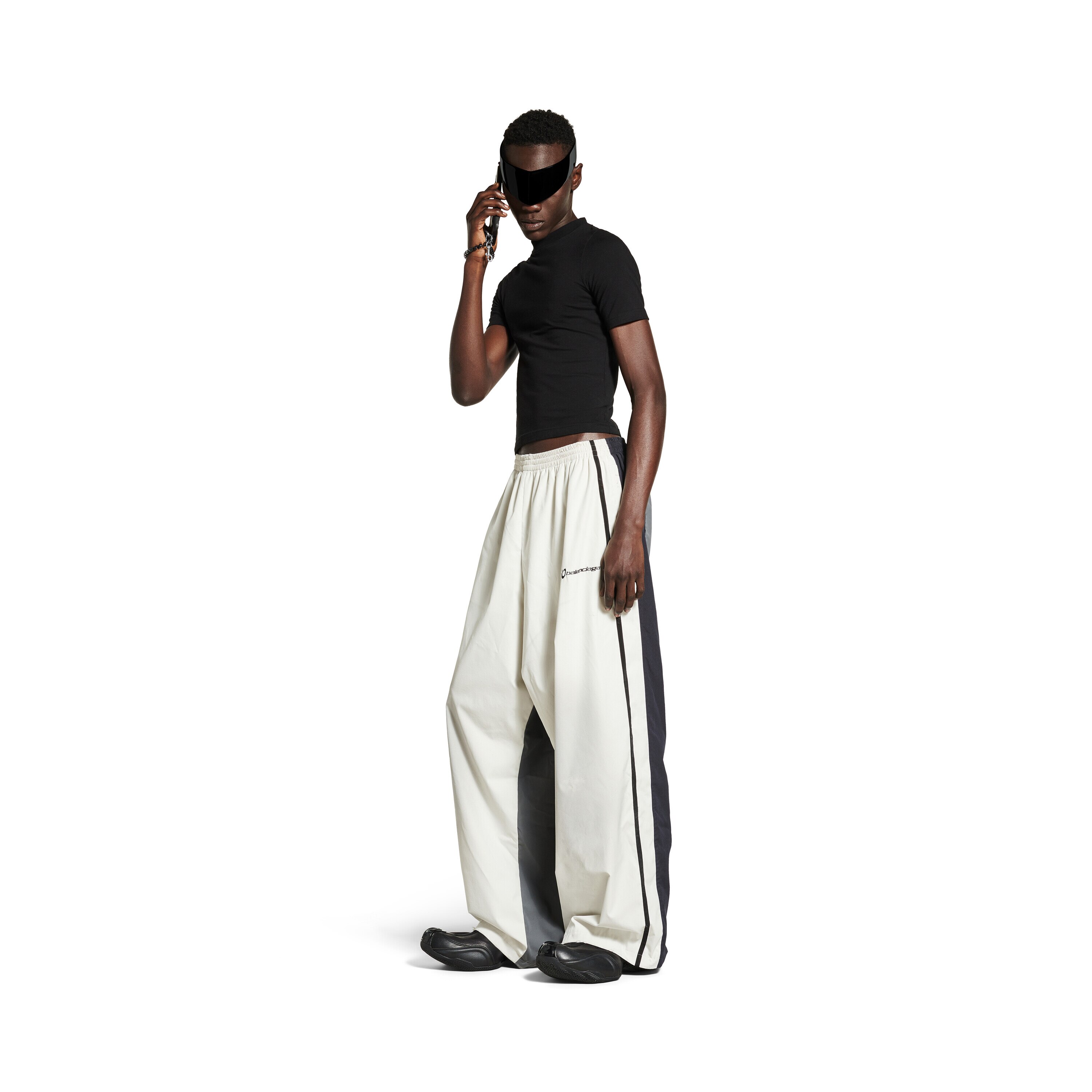 【VIPセール】BALENCIAGA バレンシアガ Outline Tracksuit Pants Balenciaga o1bcso1str1124 Outline Tracksuit Pants in Black
