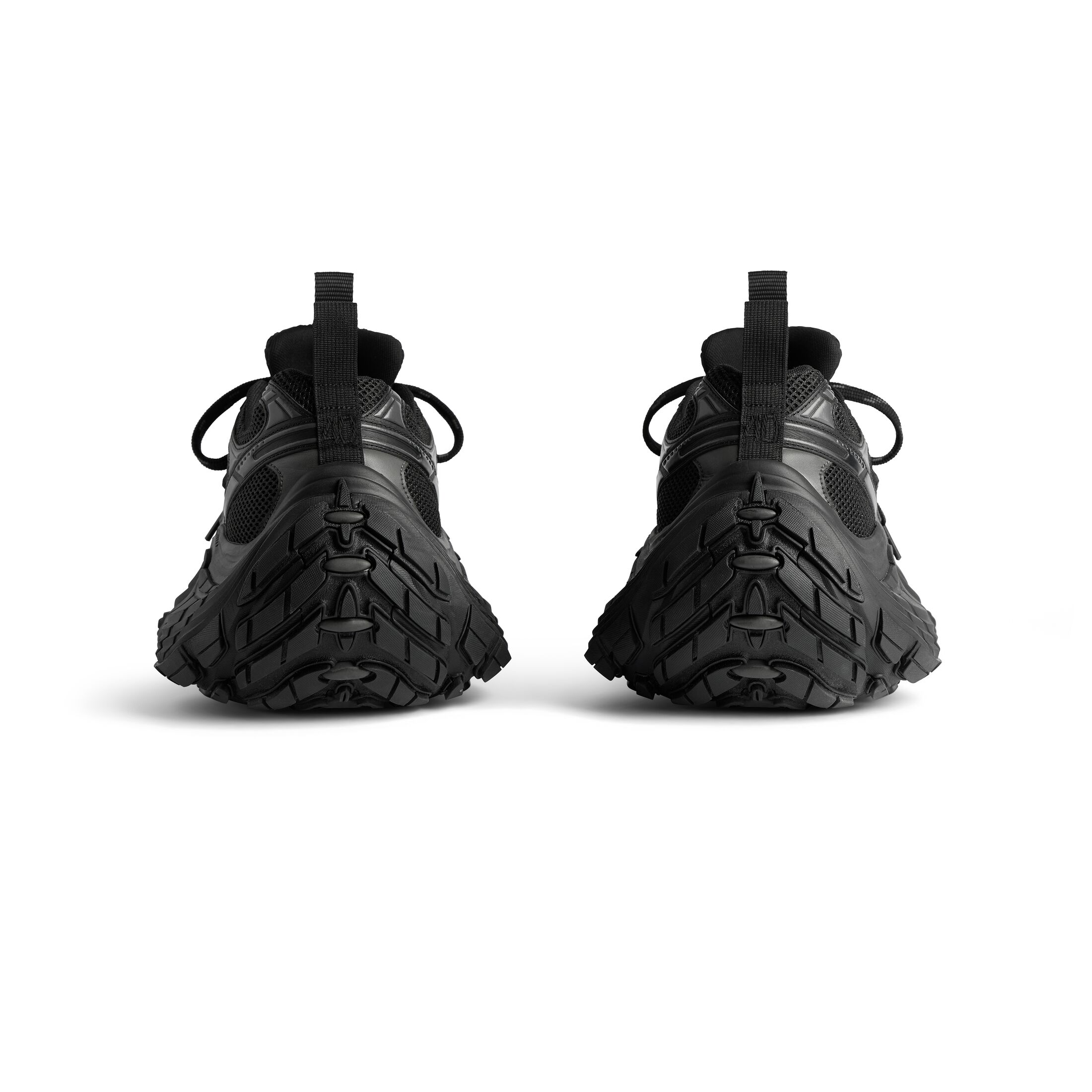 10xl sneaker