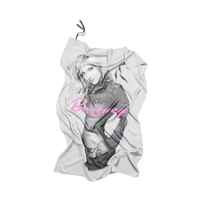 balenciaga music | britney spears series drapeau 