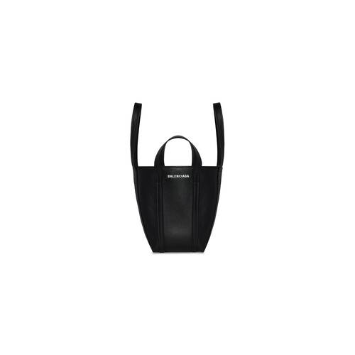 everyday small north-south shoulder tote bag in grained calfskin 
