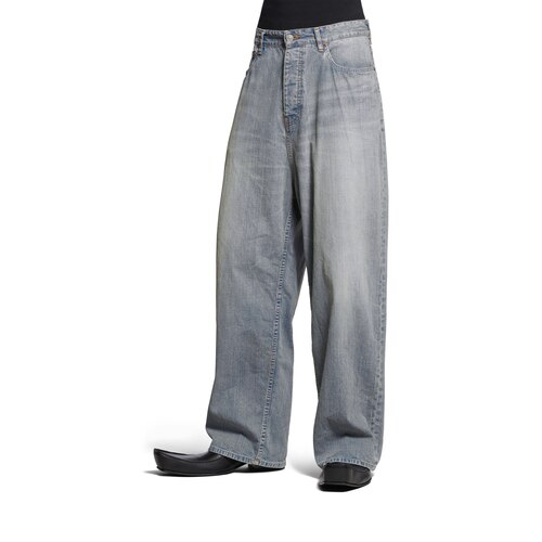 baggy pants