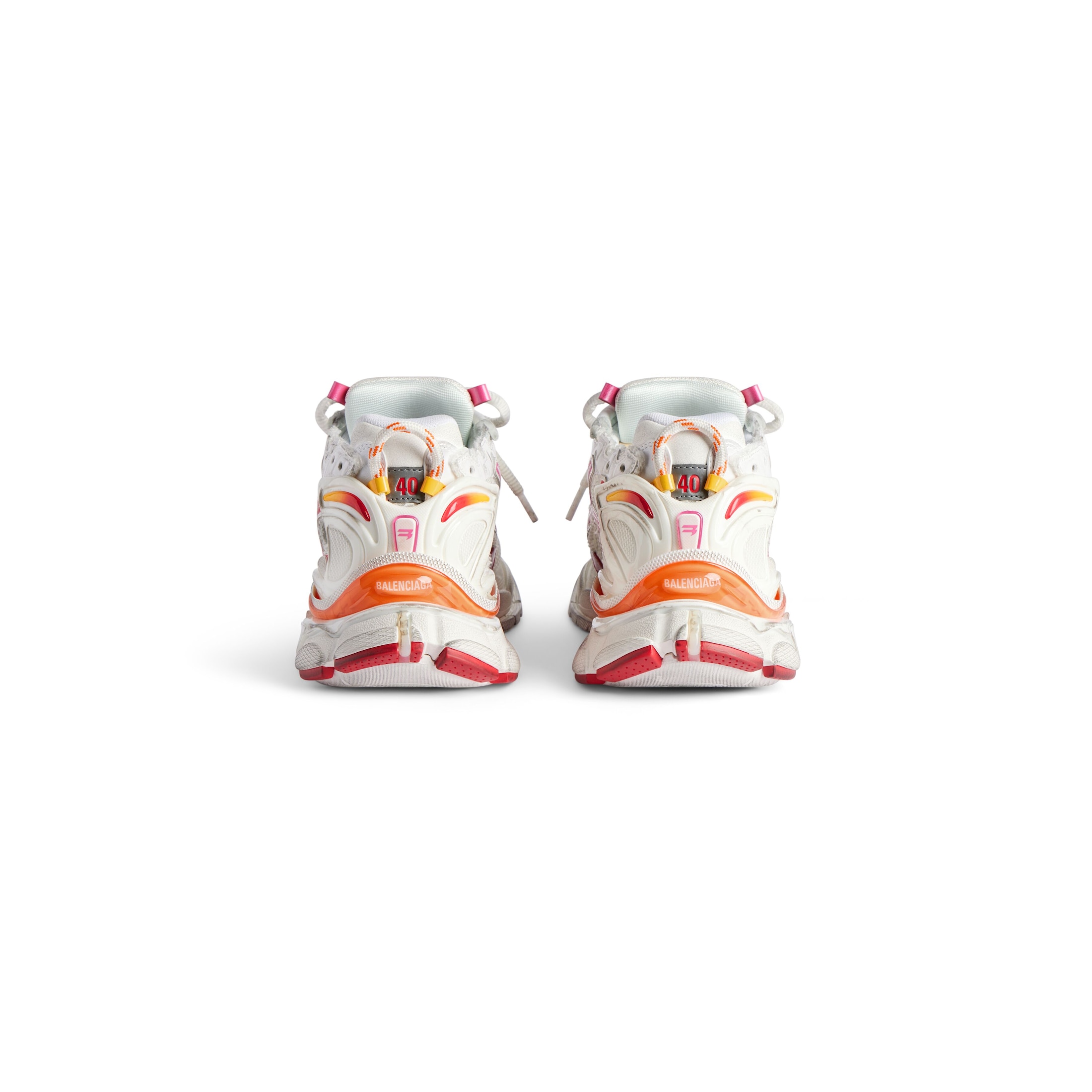 runner sneaker