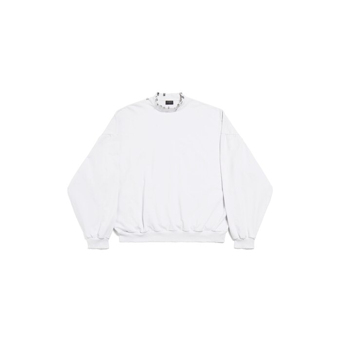 pierced round sweatshirt oversized