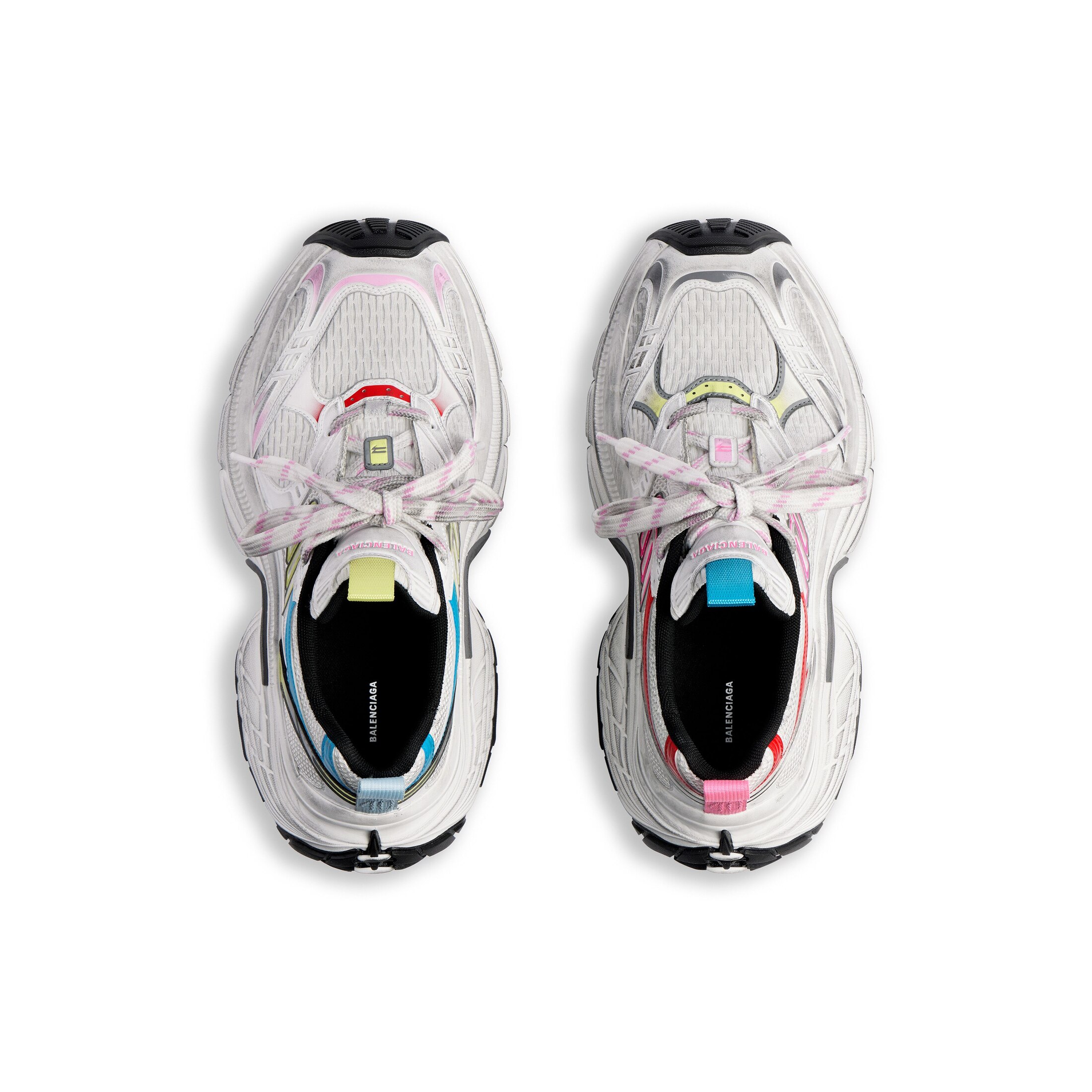 6xl sneaker