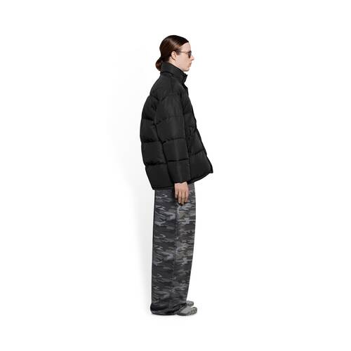 ブラックのメンズ New C-shape Puffer ジャケット | Balenciaga JP