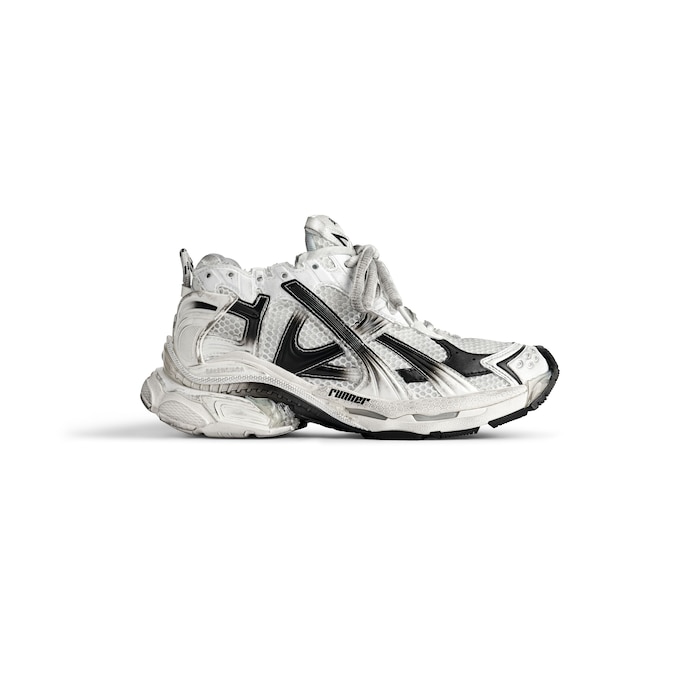 sneaker runner gradient