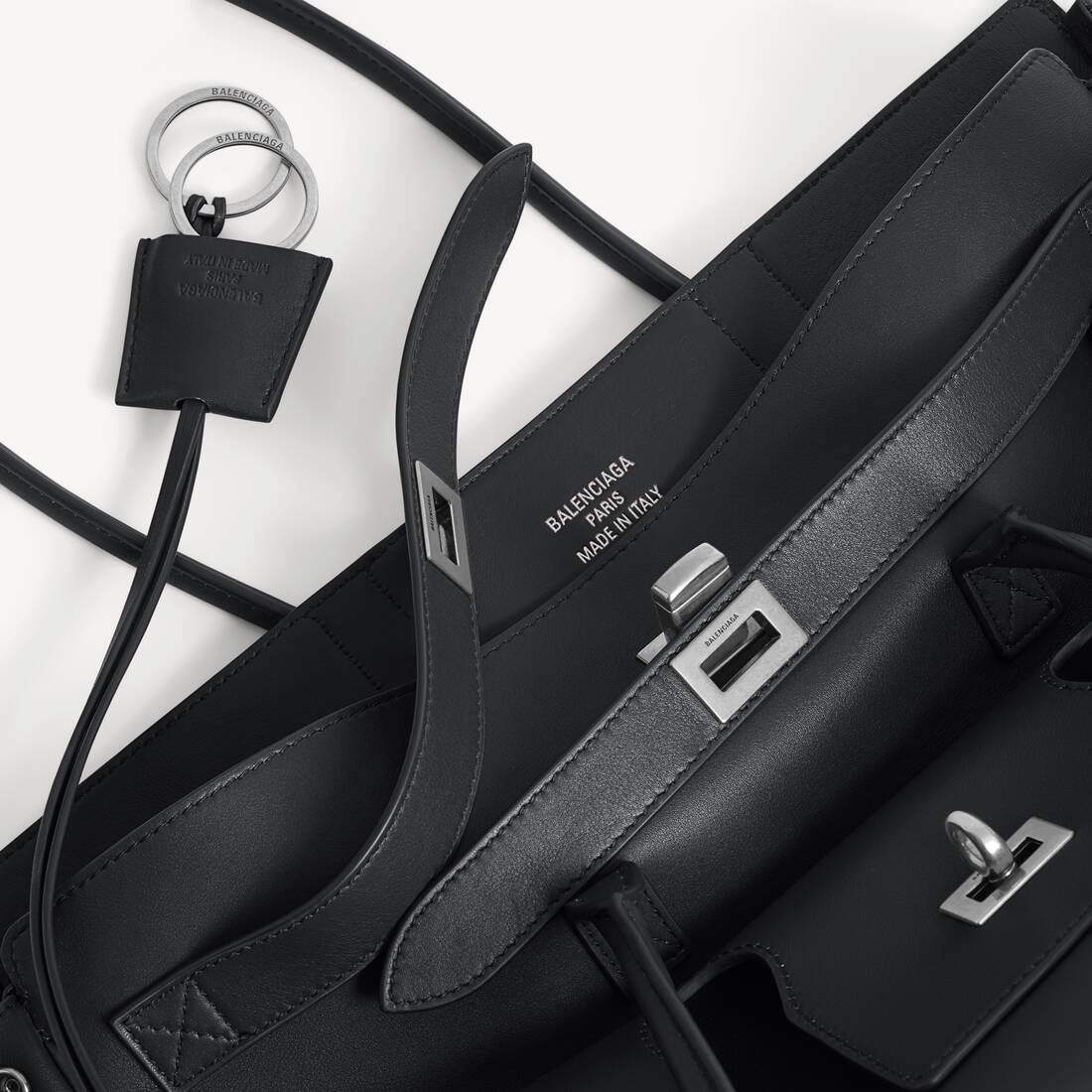 발렌시아가 블랙 벨 에어 미디엄 캐리 올 백 8054812ABAW1000