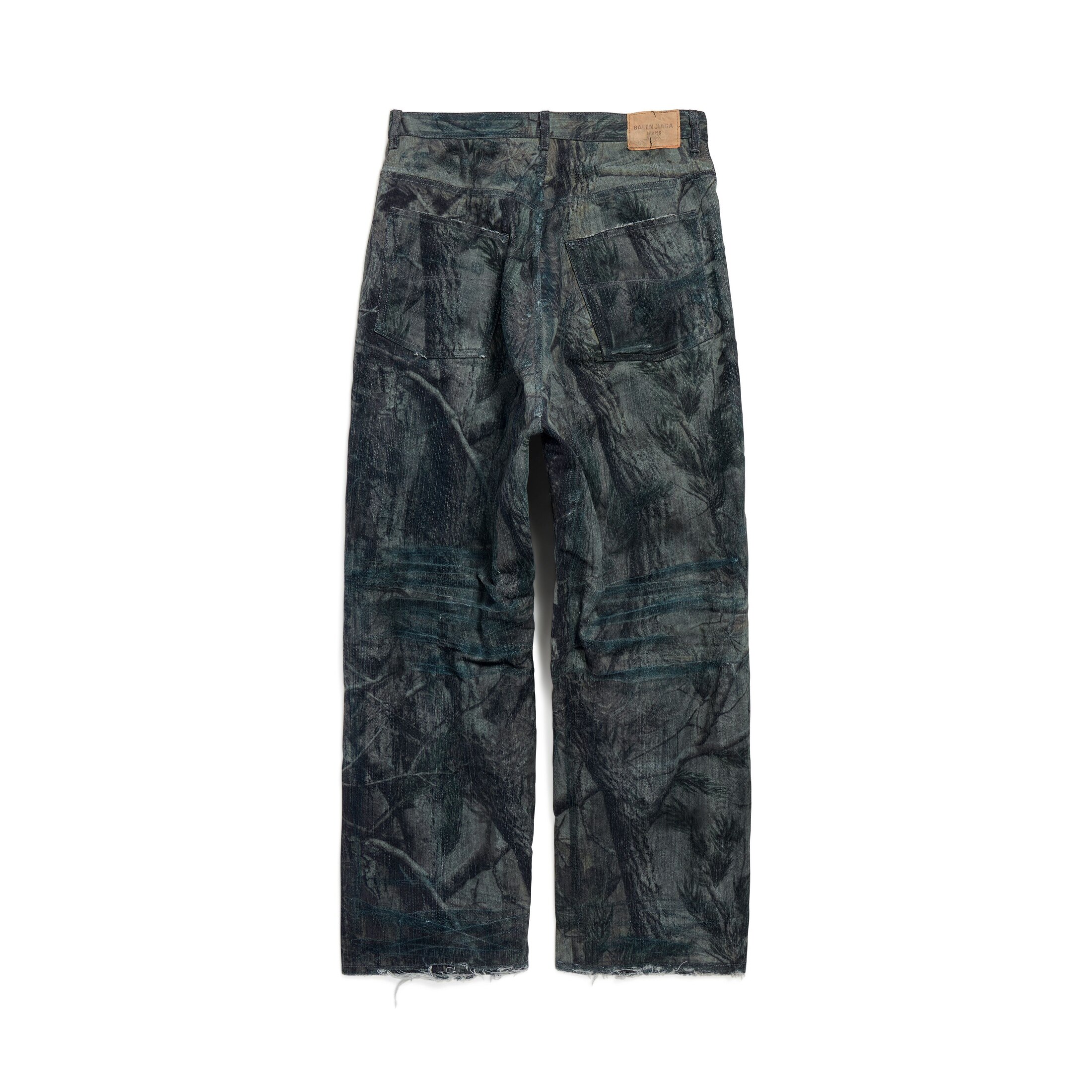 baggy pants