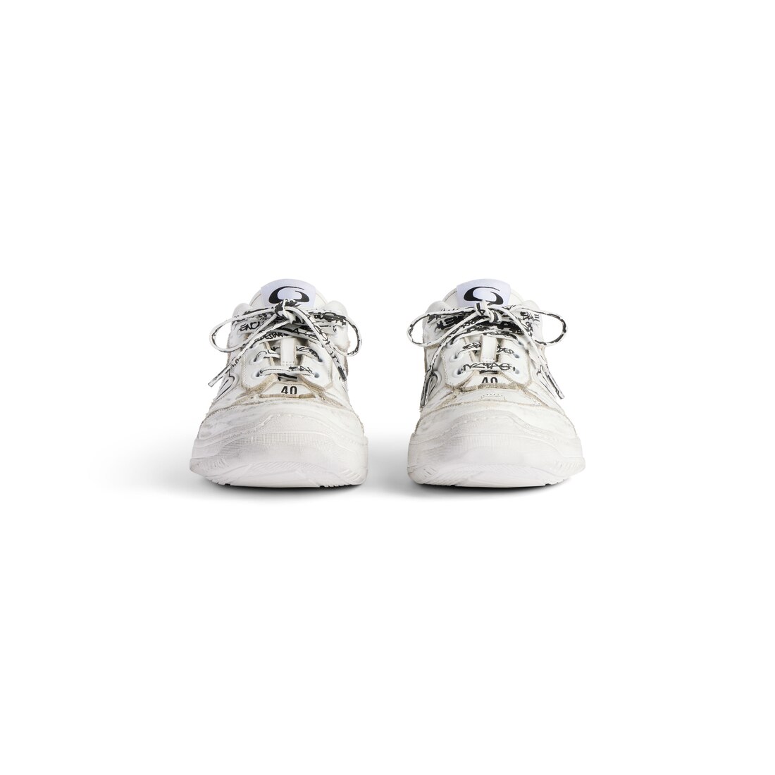 Women's Hamptons Medium Worn-out Sneaker in White