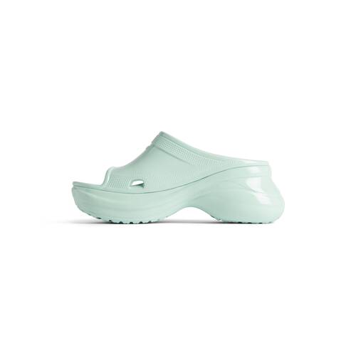 pool crocs™ slide sandal