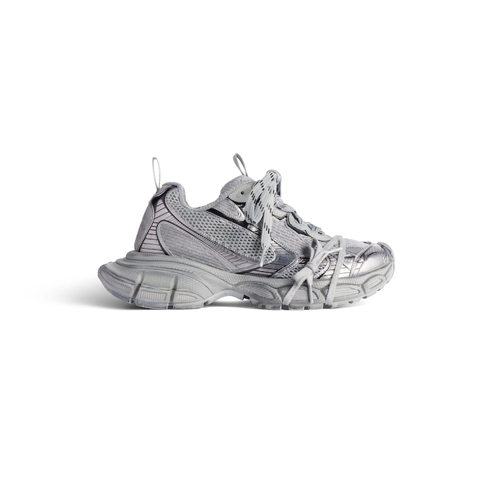 3xl sneaker