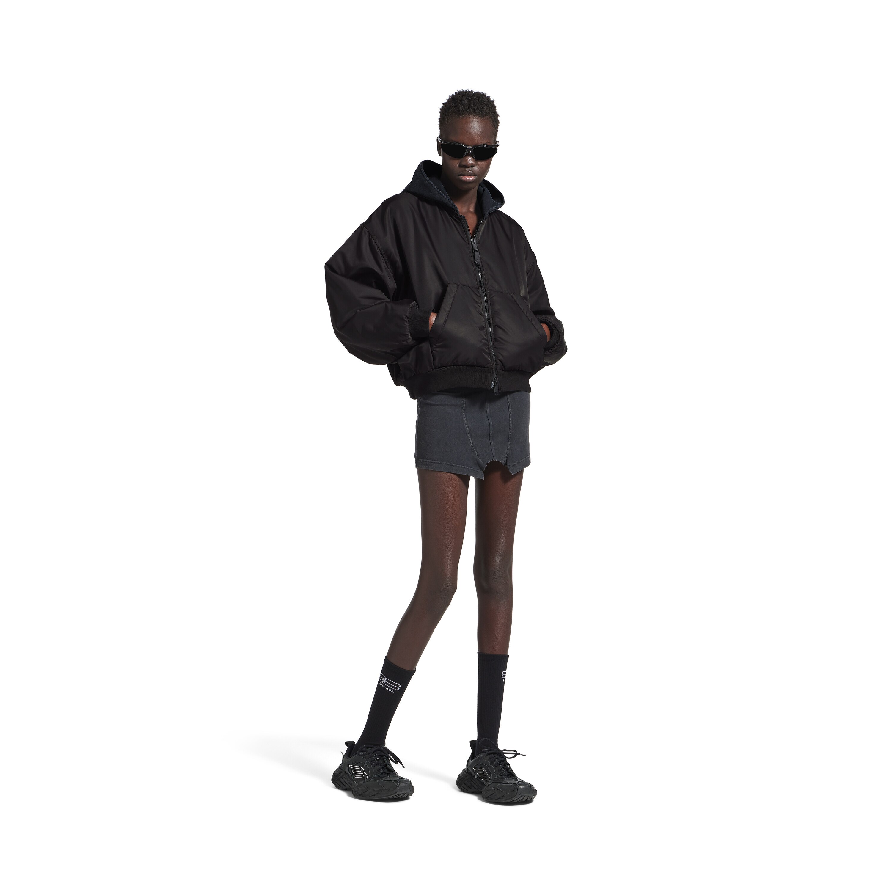 ＊BALENCIAGA＊ウィメンズ ドレープ Bomber ホワイト の ウィメンズ フーデッド Bomber スニーカー