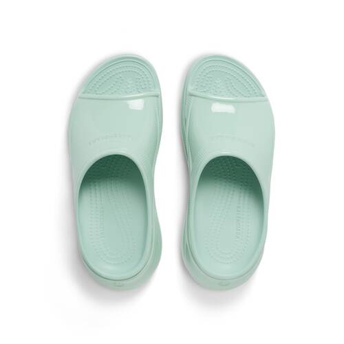 pool crocs™ slide sandal