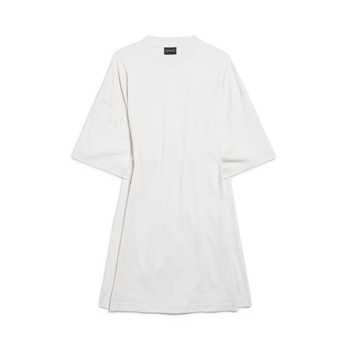 kleid mit halbbetonter passform