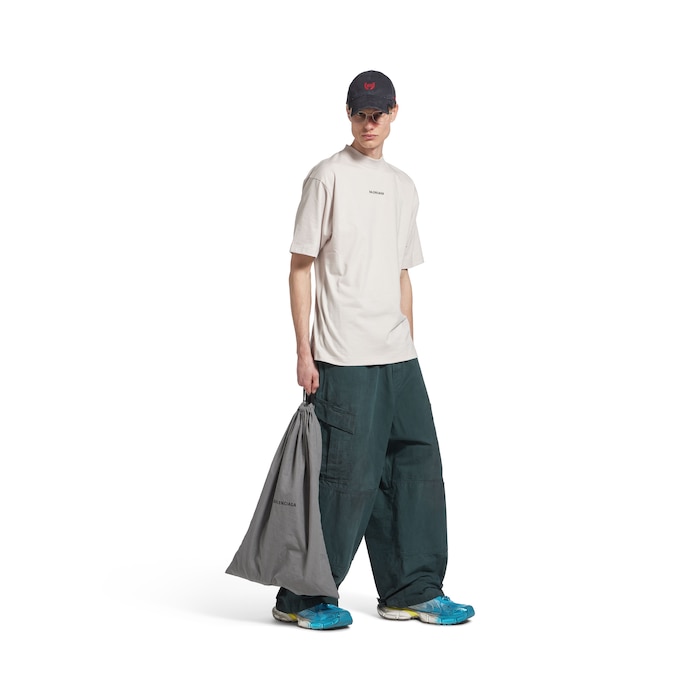 3xl toe spray sneaker