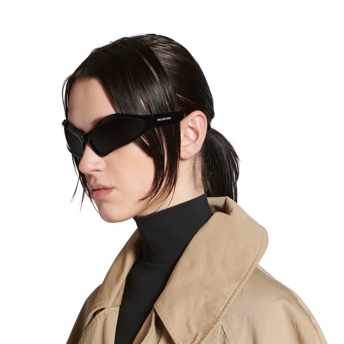 Fennec Oval Sunglasses in Black | Balenciaga US