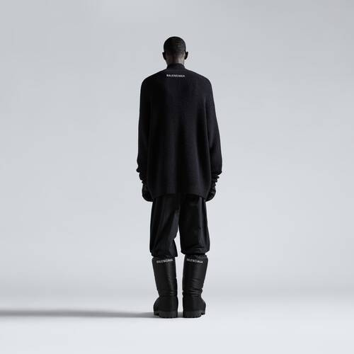 hochgeschlossener pullover mit kurzem rei&szlig;verschluss