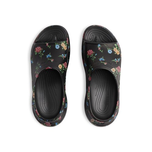 pool crocs™ slide sandal 