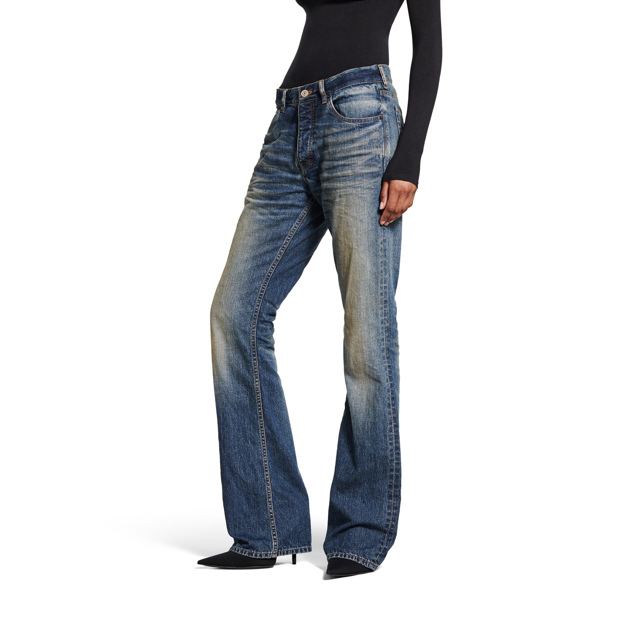 straight fit pants
