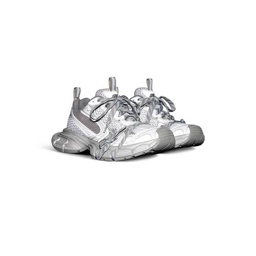 3xl reflective sneaker 