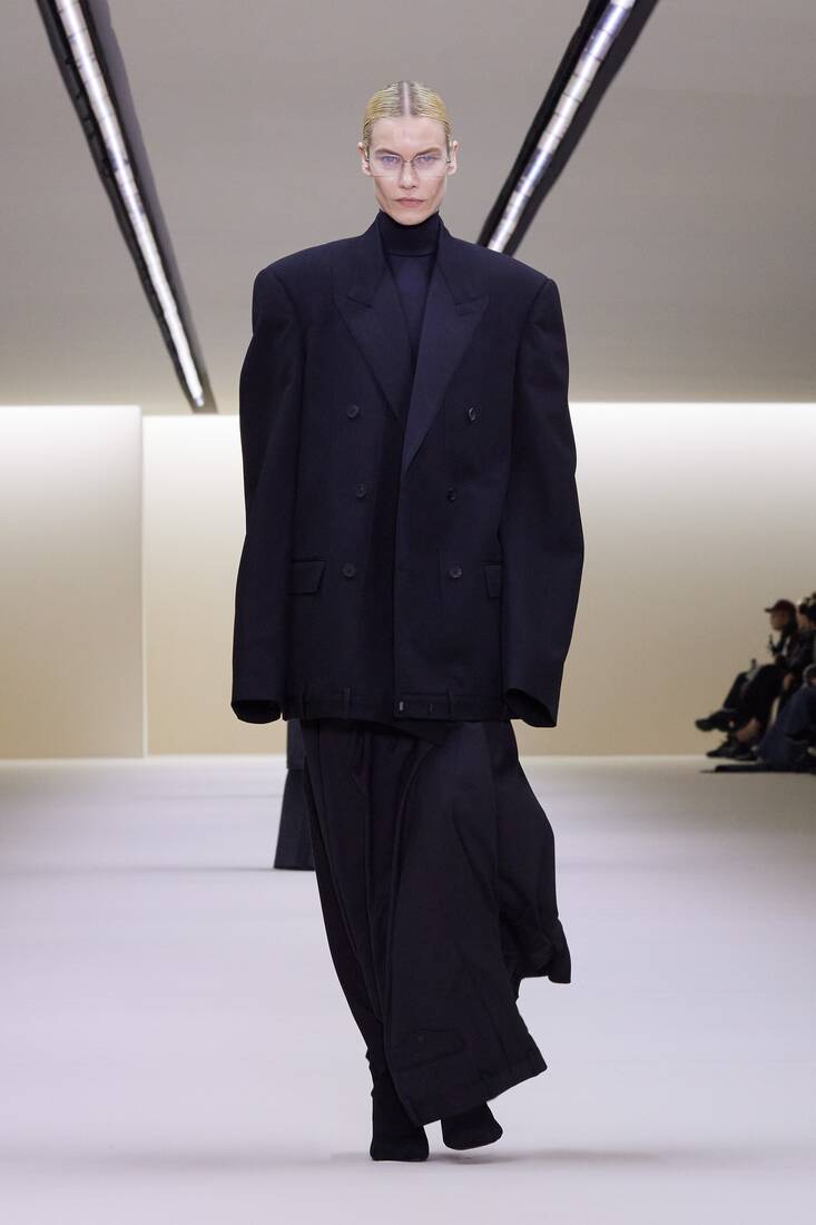 Balenciaga Winter 2023: The Art of Making Clothes