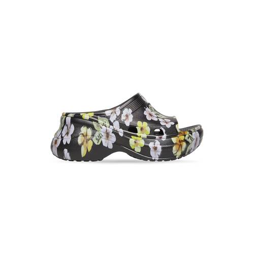 pool crocs™ slide sandal flower