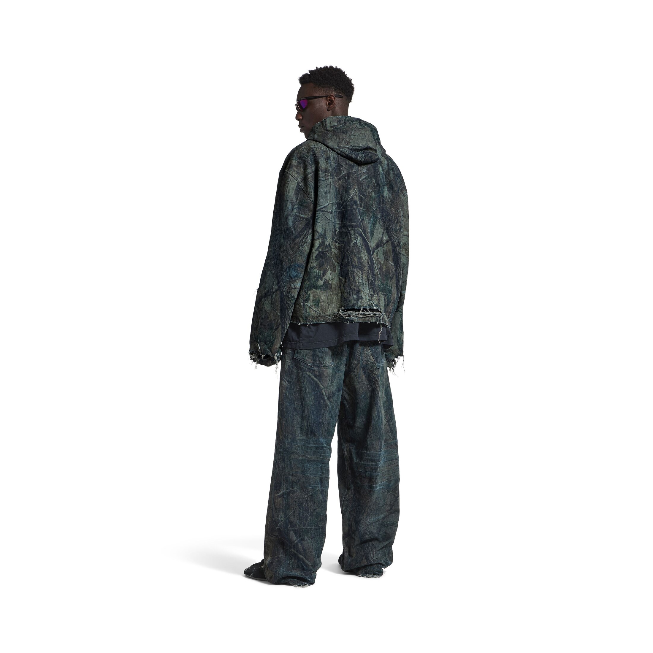 baggy pants