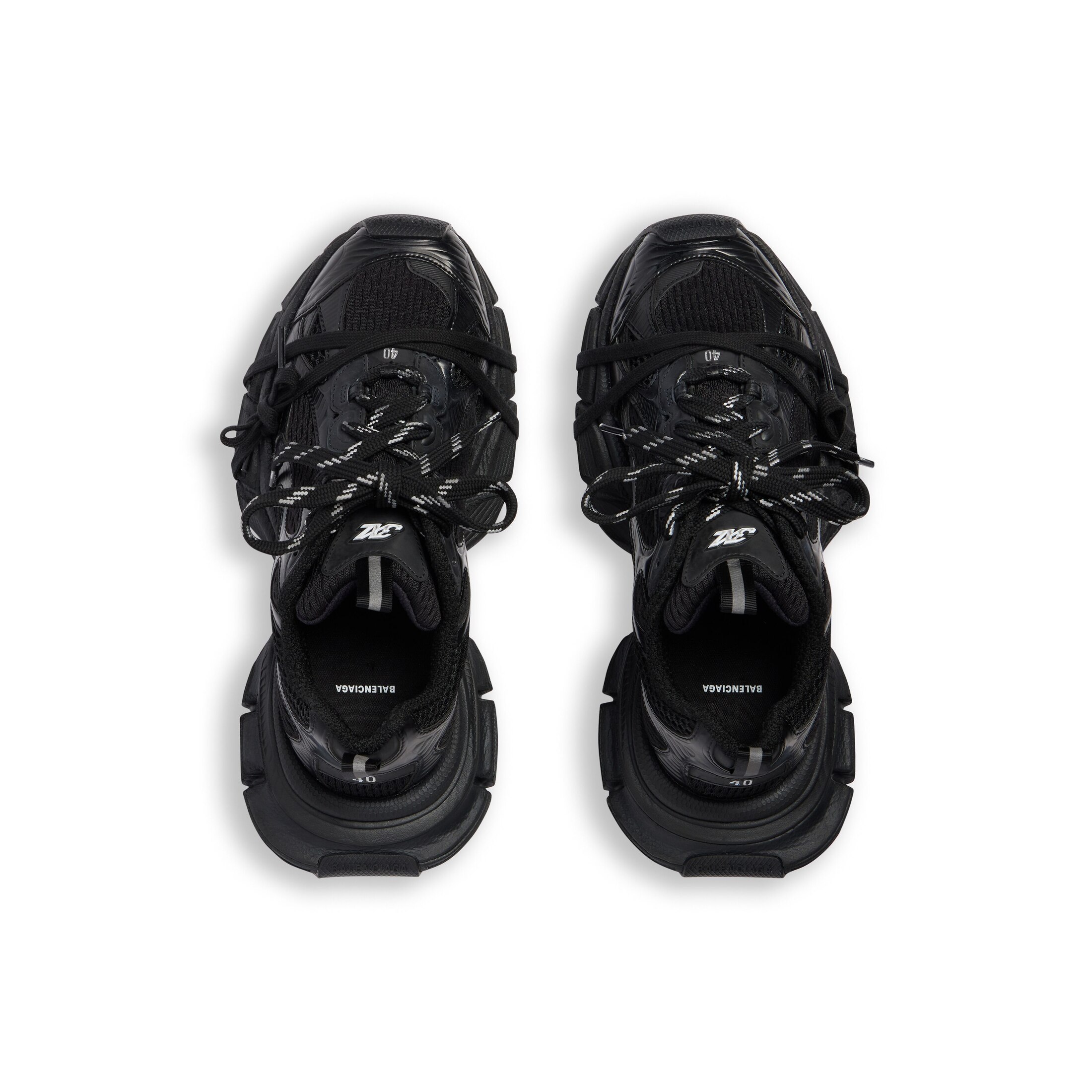 3xl sneaker