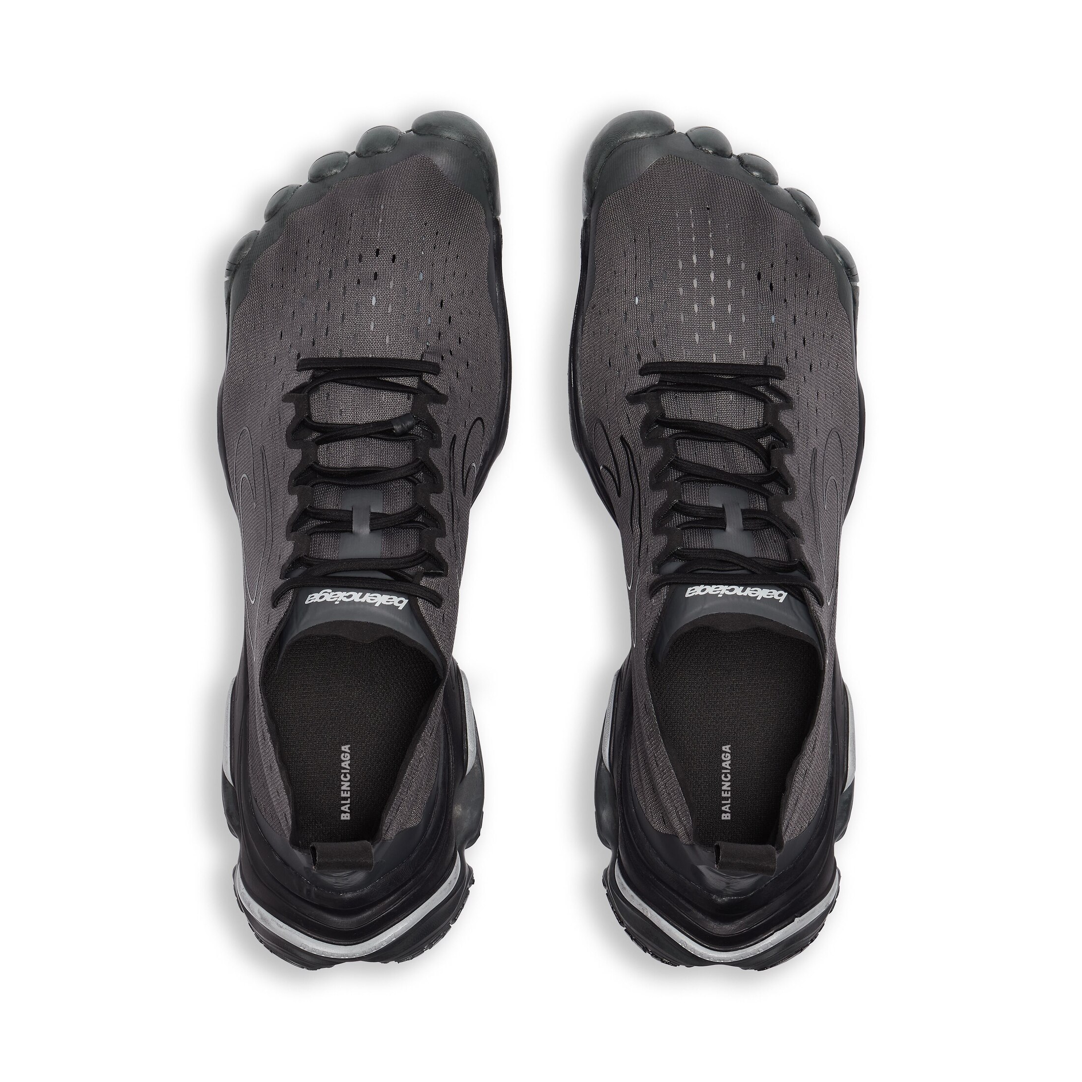 anatomic runner sneaker