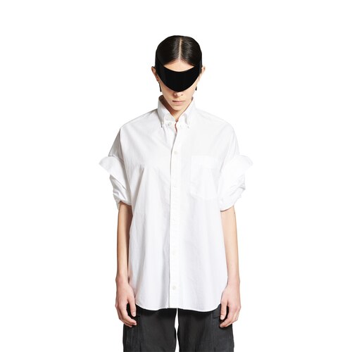 tucked sleeve shirt