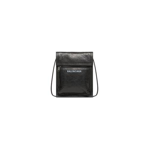 explorer small pouch with strap