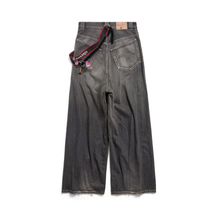 charms baggy pants