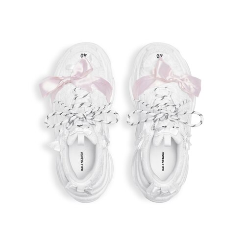 triple s lace sneaker