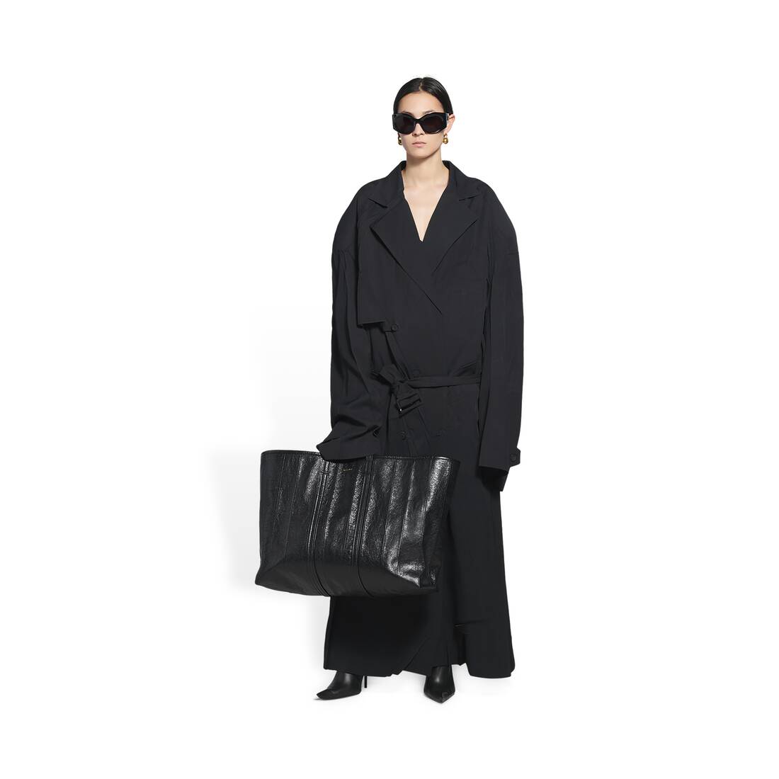 Barbes Large East-west Shopper Bag in Black