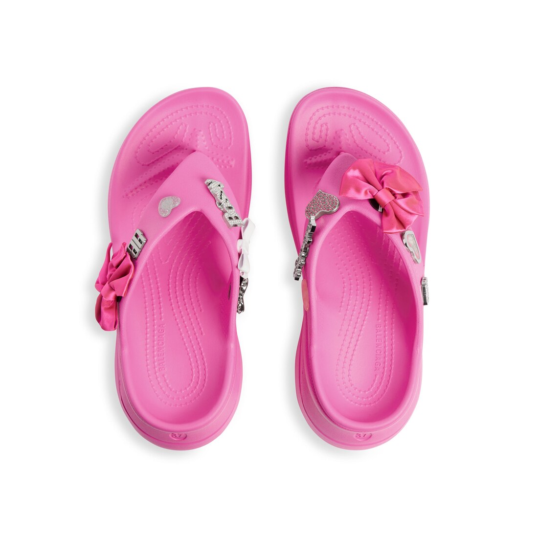 新作*BALENCIAGA* X Crocs サンダル Jibbitz ピンク Women's Crocs™ Thong Jibbitz™ in Glossy Pink | Balenciaga US