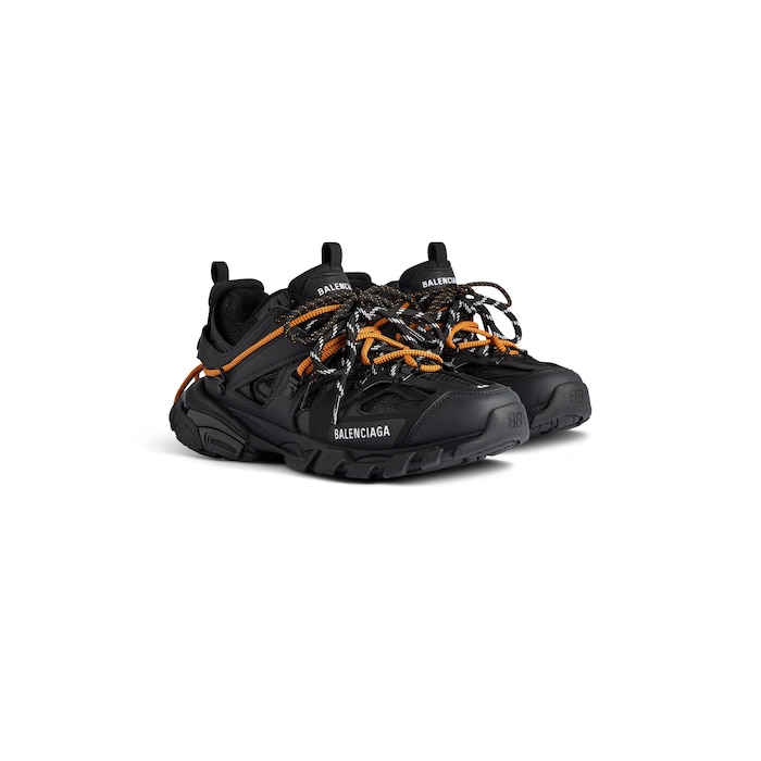 track trail laces sneaker
