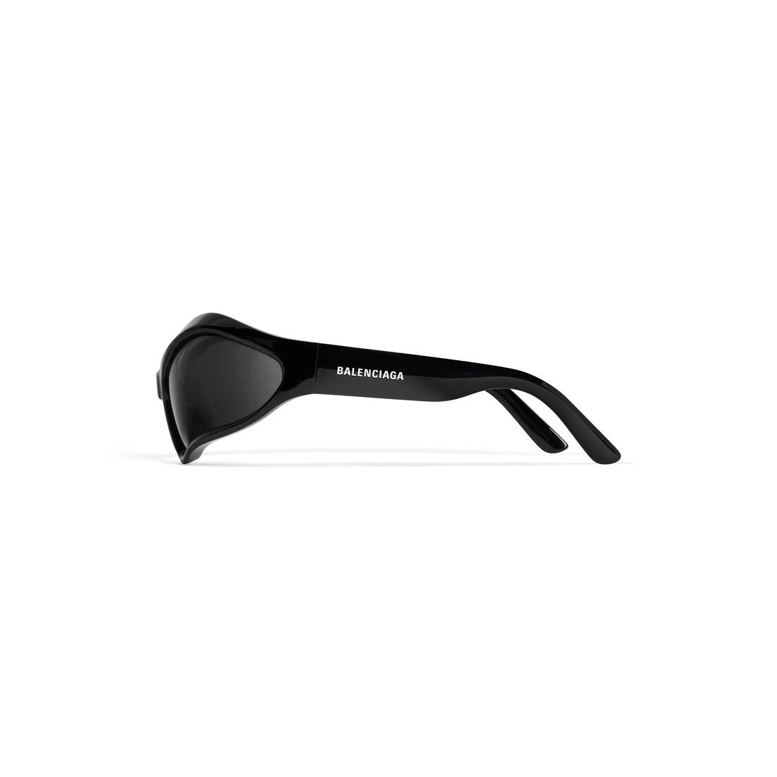 Fennec Oval Sunglasses in Black