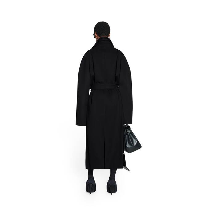 Raglan Coat in Black | Balenciaga US