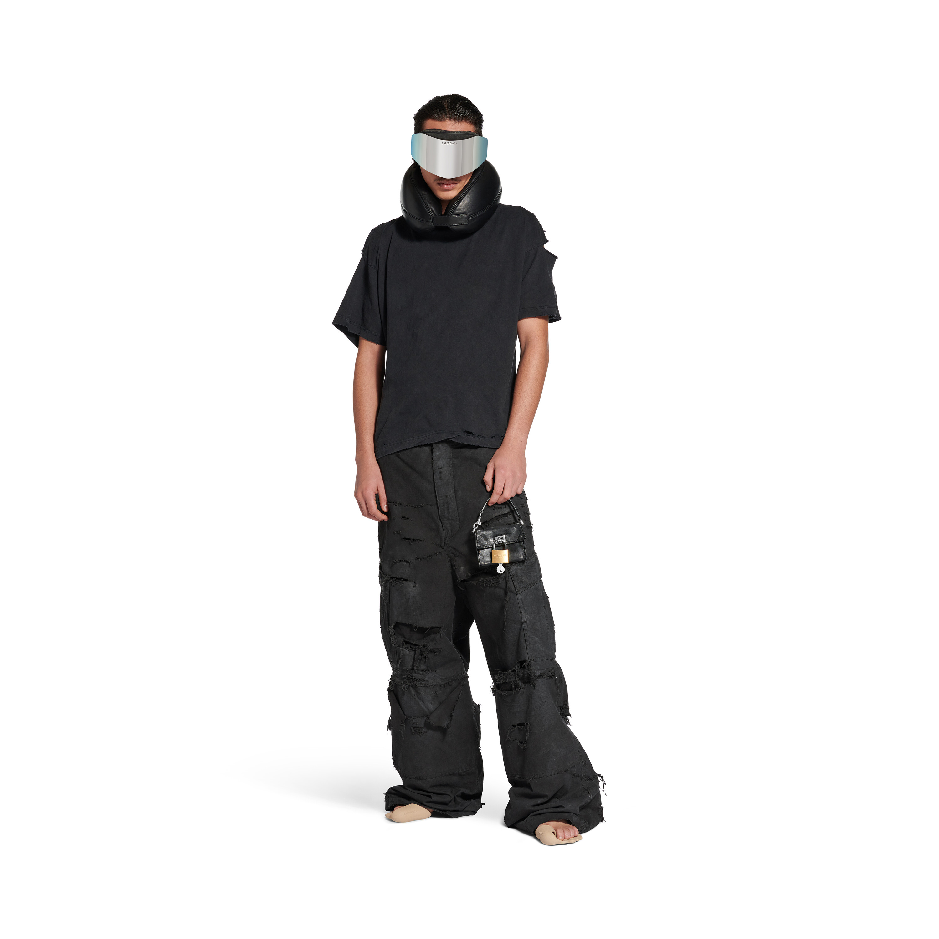 Men's Distressed Large Cargo Pants in Black Balenciaga US