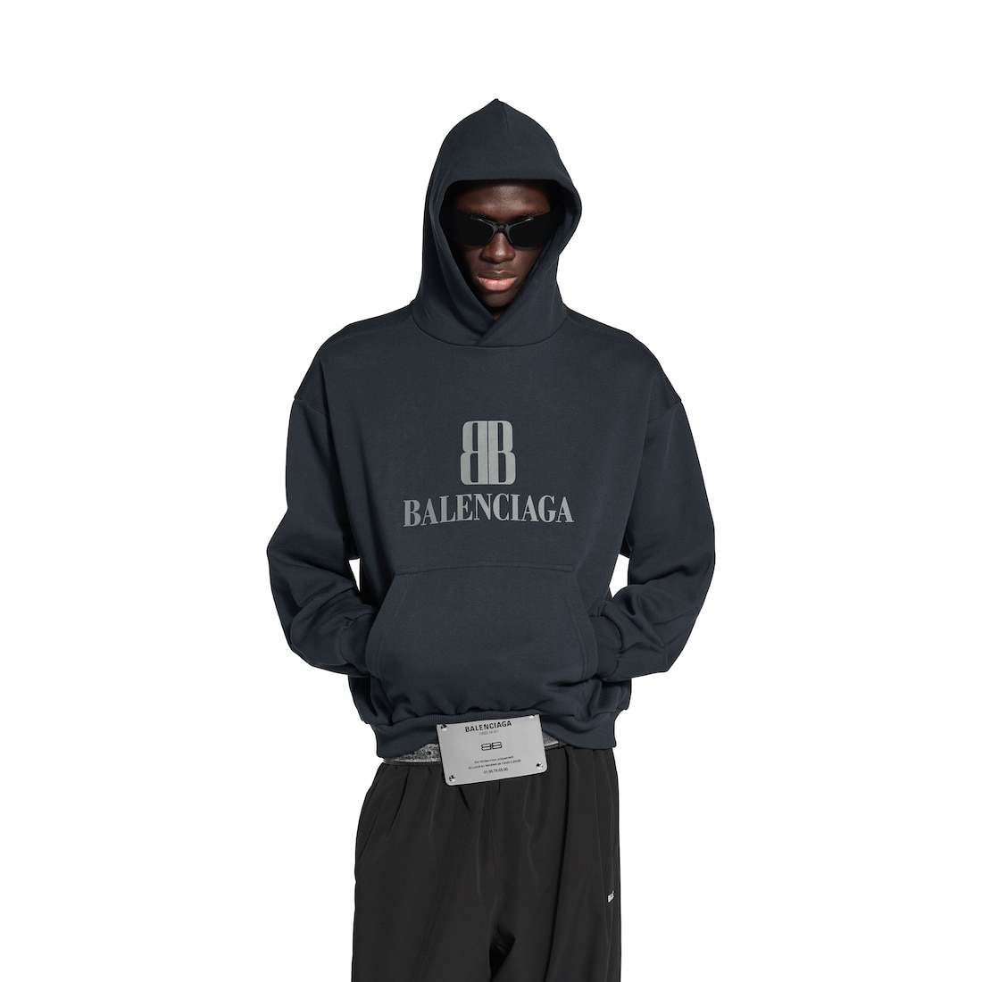 【関税送料込み】BALENCIAGA NANO BB HOODIE ミディアムフィット Men's Nano Bb Hoodie Medium Fit in Black Faded | Balenciaga US