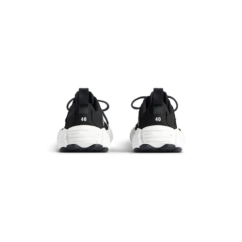 monday shoe