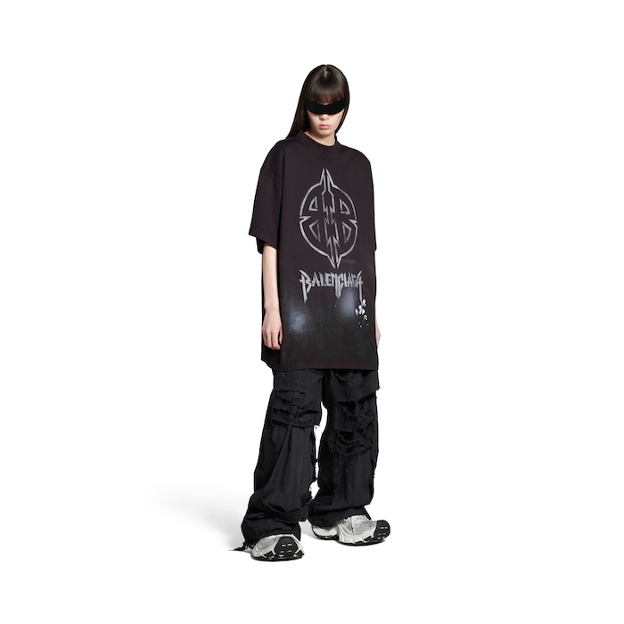 metal bb stencil t-shirt oversized