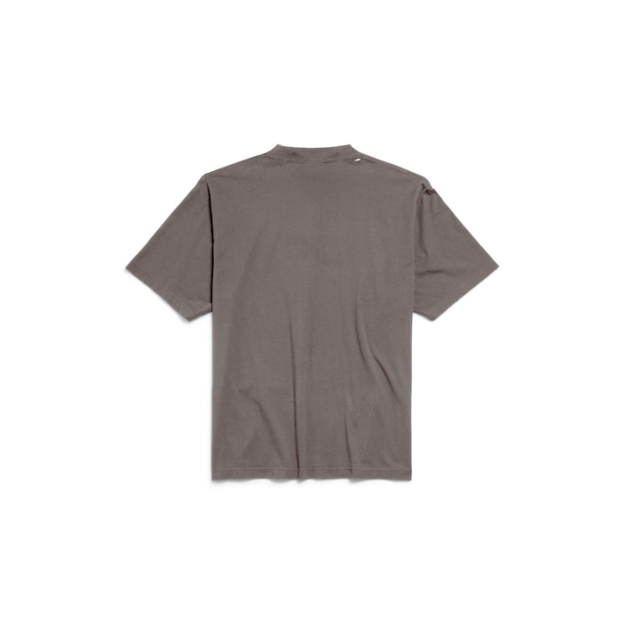 international t-shirt medium fit