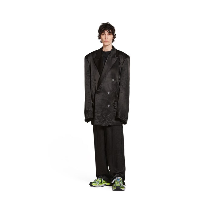 3xl sneaker 